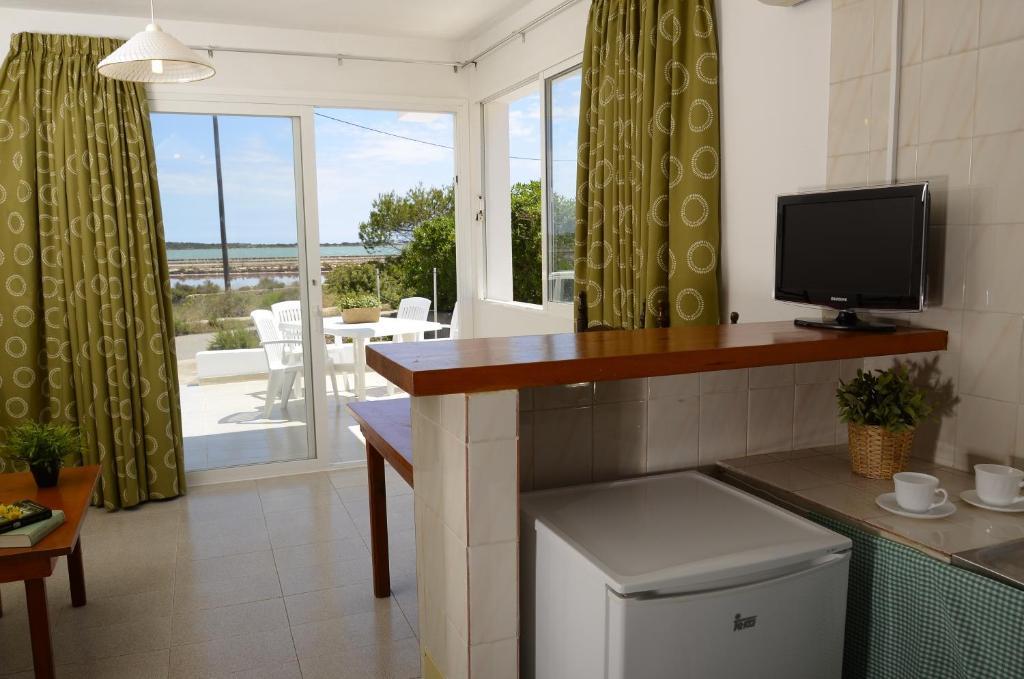 Apartamentos Eugenio La Sabina La Savina Szoba fotó